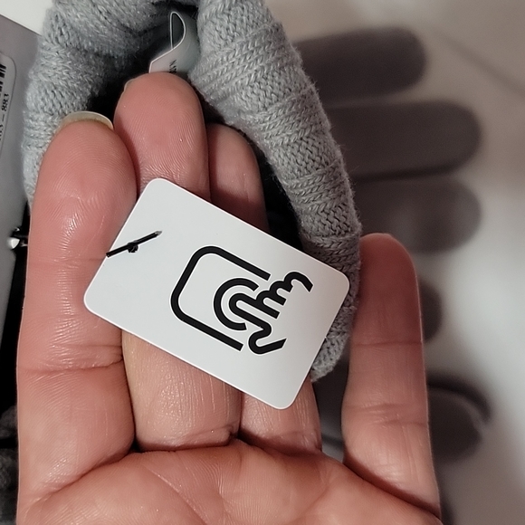 Nike Knit Gloves - Picture 3 of 4